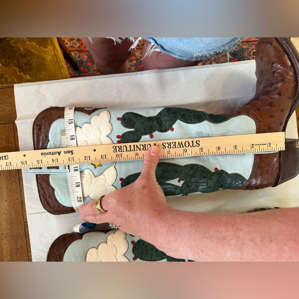 Custom Made Cowgirl Boots - Picture 6 of 11